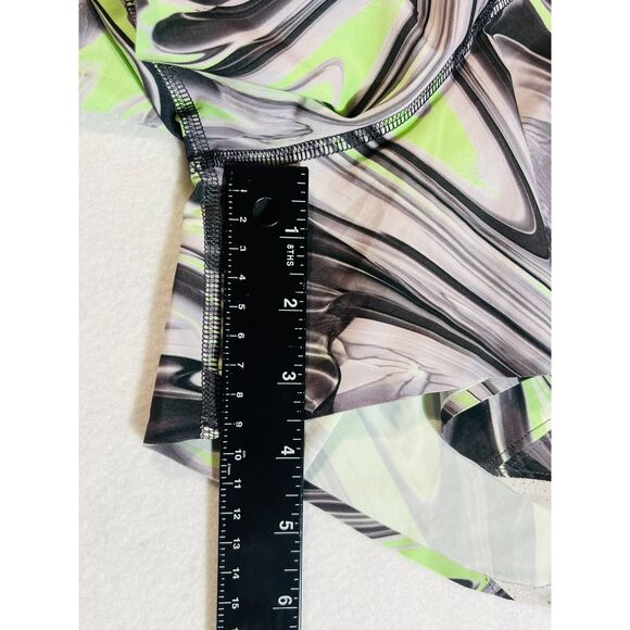 Lululemon Hotty Hot High-Rise Short 4" Special Edition Women’s Size 6 EUC Lined - Picture 9 of 9